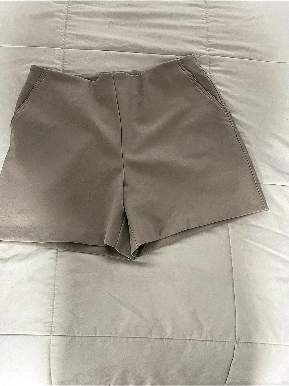 Rachel Zoe High Waist Tailored Shorts in Gray Size 12 Like New
